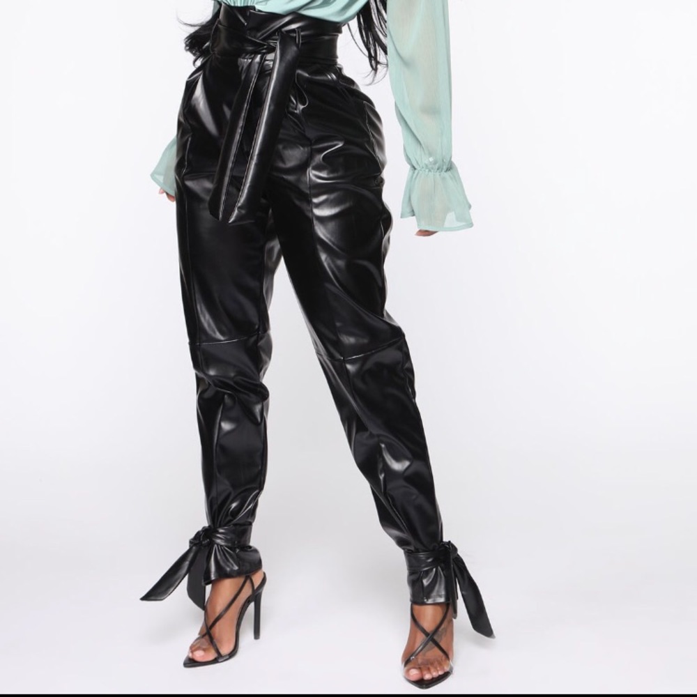 Show You The World Jogger